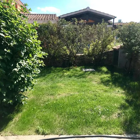 Villetta Indipendente Fronte Spiaggia * Budoni