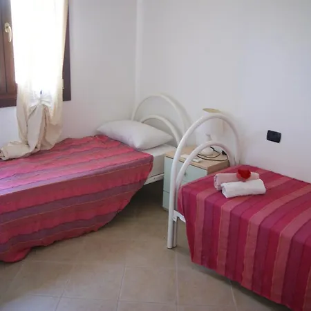Villetta Indipendente Fronte Spiaggia Ferienhaus