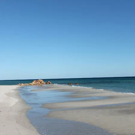 Villetta Indipendente Fronte Spiaggia * ブドーニ